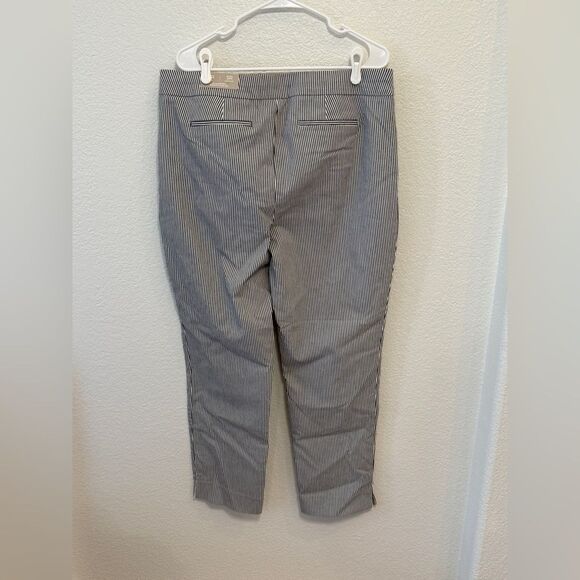 NWT Chicos So Slimming Brigitte Mini-Stripe Slim Ankle Pants - Picture 3 of 4